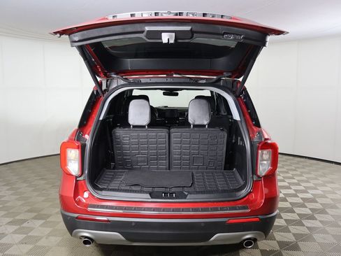 Used 2021 Ford Explorer Limited RWD image 18