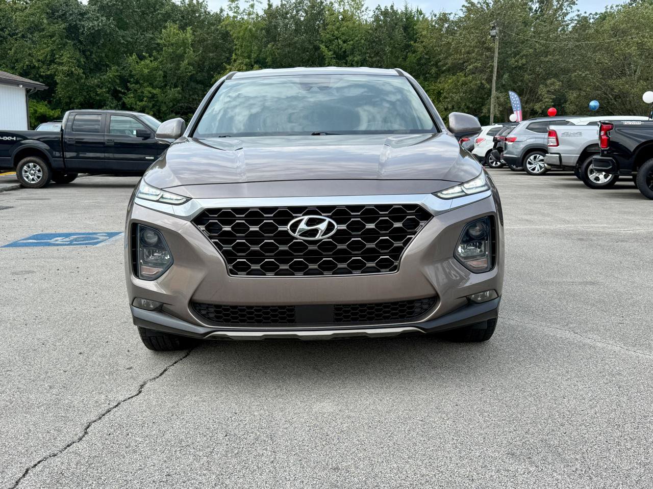 Used 2020 Hyundai Santa Fe SEL w/ Cargo Package FWD image 2
