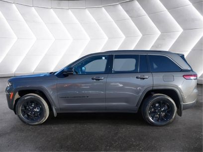 New 2026 Jeep Grand Cherokee Altitude