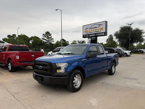 Used 2016 Ford F150 XL w/ Equipment Group 101A Mid RWD image 3