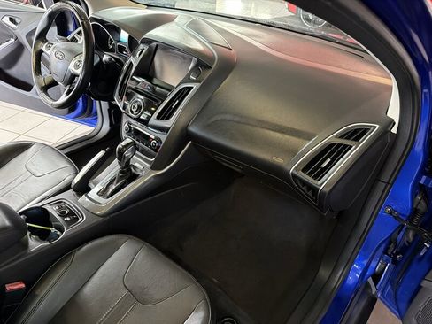 Used 2013 Ford Focus Titanium w/ Luxury Pkg image 26