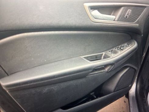 Used 2023 Ford Edge SEL w/ Convenience Package image 15