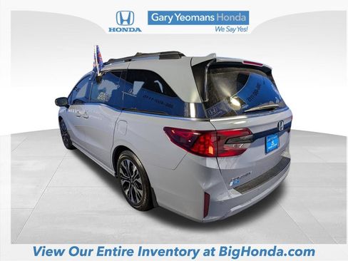 New 2026 Honda Odyssey Elite image 8