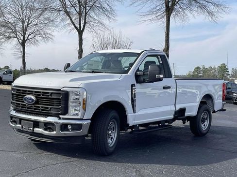 New 2026 Ford F250 XL w/ XL Driver Assist Package RWD image 24