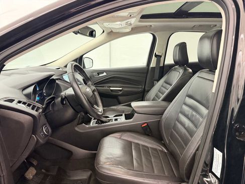 Used 2018 Ford Escape Titanium image 17