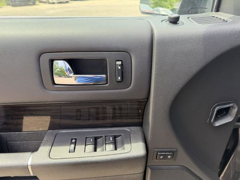 Used 2019 Ford Flex SEL w/ Equipment Group 202A AWD/4WD image 13