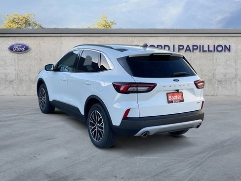 Certified 2024 Ford Escape SE image 3