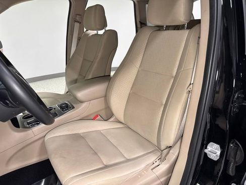Used 2019 Jeep Grand Cherokee Laredo AWD/4WD image 14