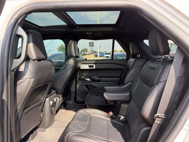 Used 2024 Ford Explorer ST w/ Equipment Group 401A AWD/4WD image 14
