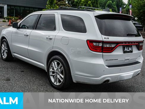 Used 2024 Dodge Durango GT RWD image 5