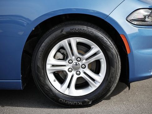 Used 2023 Dodge Charger SXT image 9