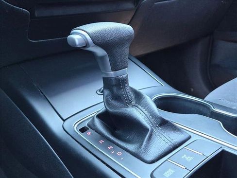 Used 2020 Kia Sorento AWD V6 image 11