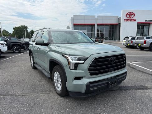 Used 2024 Toyota Sequoia SR5 w/ SR5 Premium Package AWD/4WD image 1
