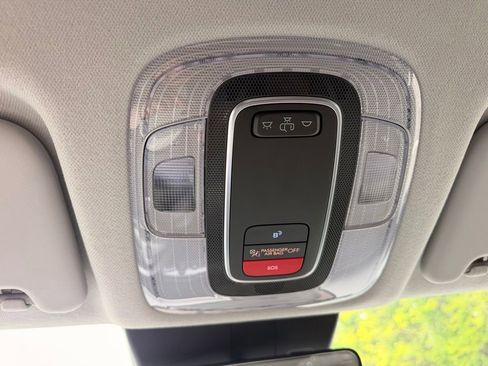 Used 2025 Hyundai Kona SEL AWD/4WD image 27