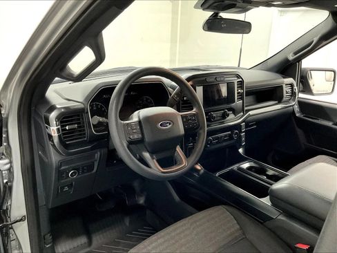 Used 2022 Ford F150 XL w/ STX Appearance Package RWD image 10