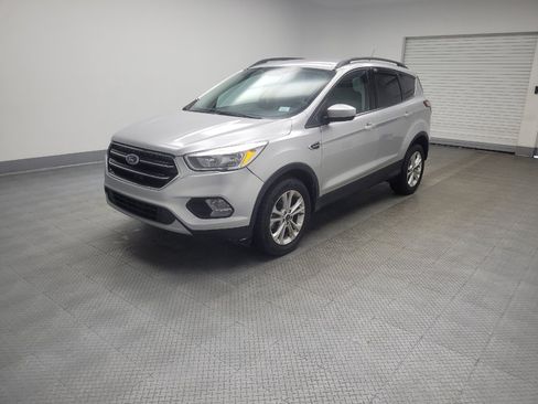 Used 2018 Ford Escape SE AWD/4WD image 2