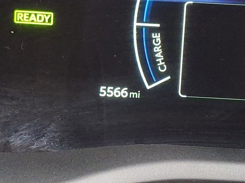 Used 2025 Toyota Camry SE w/ Convenience Package image 20