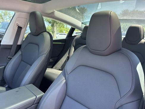 Used 2025 Tesla Model 3 Long Range image 26