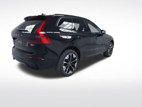 New 2026 Volvo XC60 B5 Ultra w/ Climate Package AWD/4WD image 8