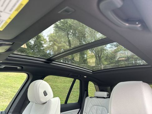 Used 2024 BMW X5 xDrive40i w/ Premium Package AWD/4WD image 45