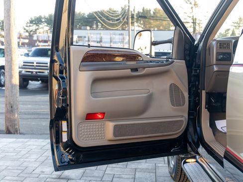 Used 2000 Ford F350 XL image 27