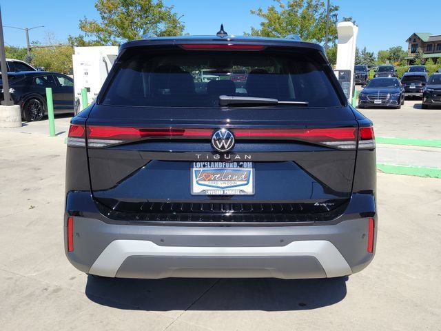 Used 2025 Volkswagen Tiguan S AWD/4WD image 10