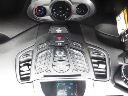 Used 2016 Ford Fiesta SE image 46