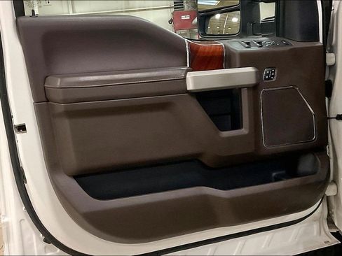 Used 2020 Ford F250 King Ranch w/ King Ranch Ultimate Package AWD/4WD image 22