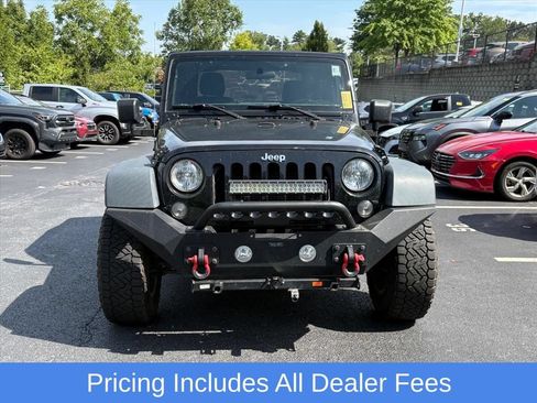 Used 2016 Jeep Wrangler Sport AWD/4WD image 3