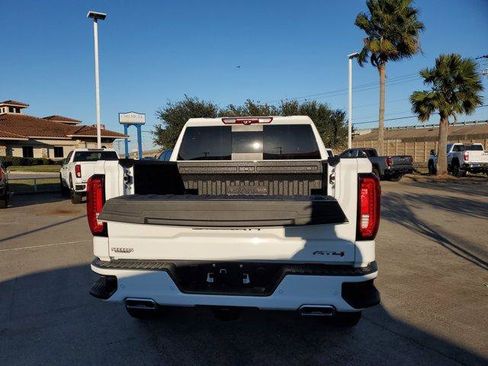 New 2026 GMC Sierra 1500 AT4 w/ AT4 Premium Package AWD/4WD image 13