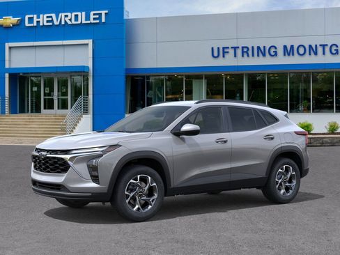 New 2026 Chevrolet Trax LT w/ LT Convenience Package image 2