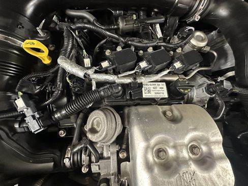 Used 2018 Ford EcoSport Titanium w/ Titanium Cold Weather Package image 3