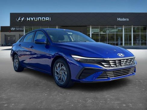 New 2026 Hyundai Elantra Blue image 2