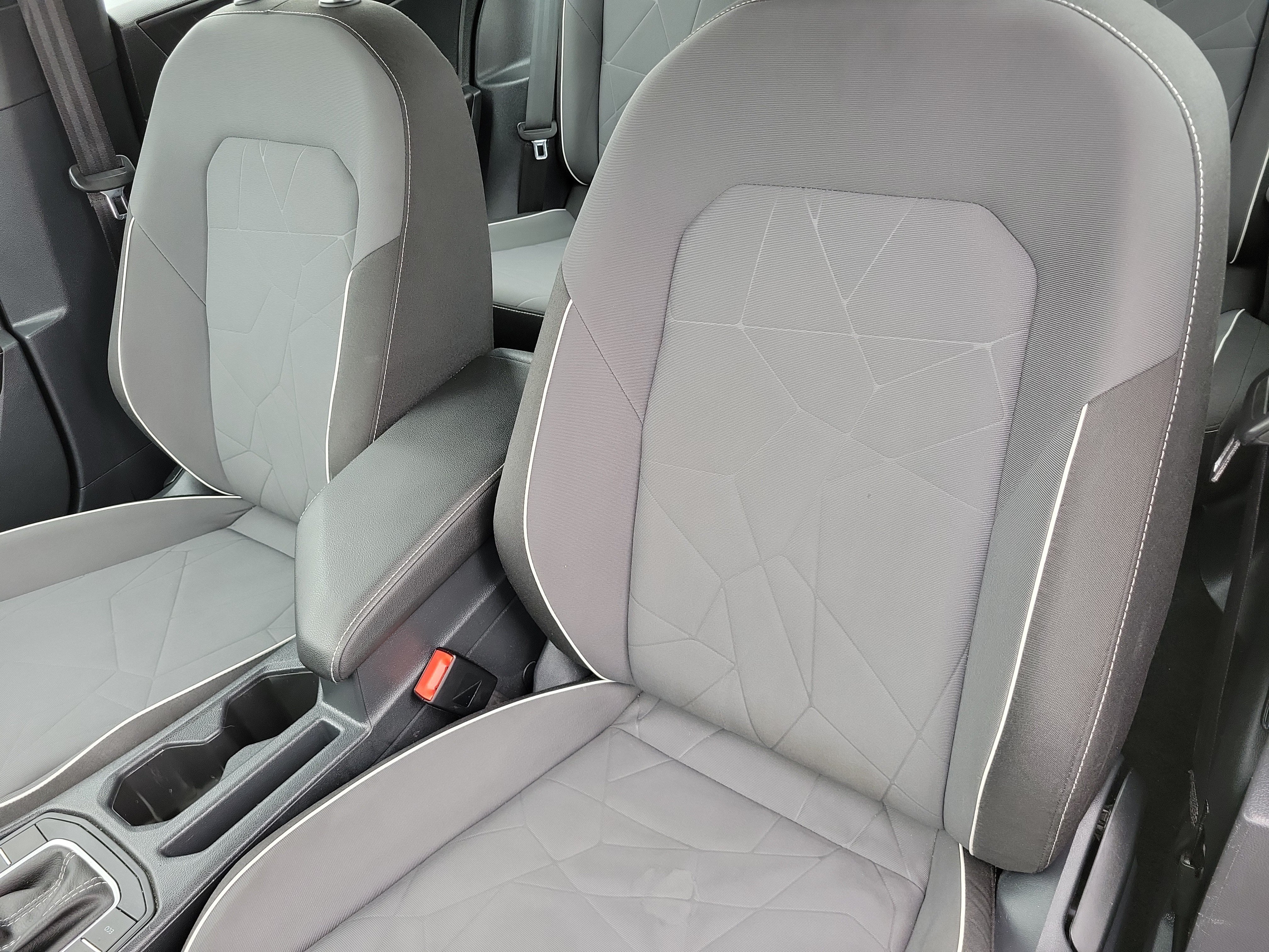 Used 2025 Volkswagen Jetta Sport FWD image 11