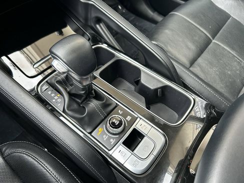 Used 2021 Kia Telluride EX w/ EX Premium Package image 23