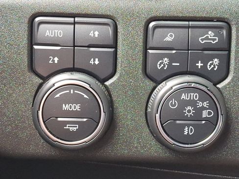 Certified 2024 Chevrolet Silverado 2500 High Country w/ Midnight Edition AWD/4WD image 21