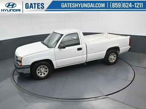 Used 2007 Chevrolet Silverado 1500 W/T image 36