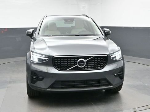 New 2026 Volvo XC40 B5 Plus w/ Protection Package Premier AWD/4WD image 2