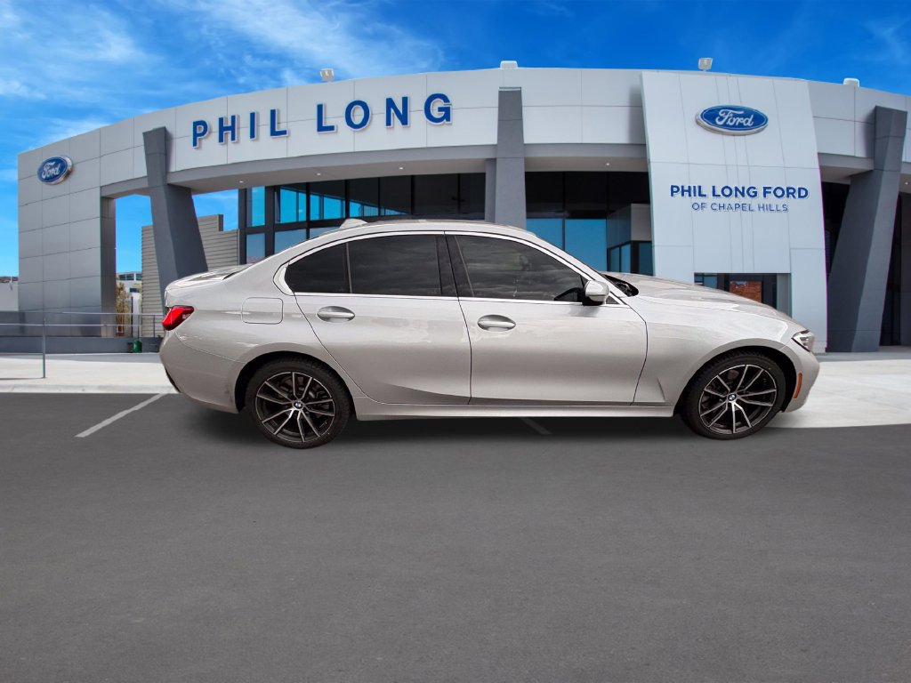 Used 2019 BMW 330i xDrive Sedan w/ Driving Assistance Package AWD/4WD image 8