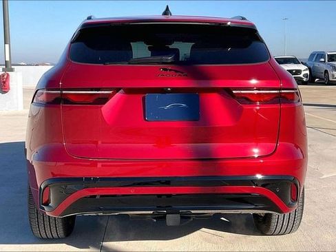 New 2025 Jaguar F-PACE R-Dynamic S image 4