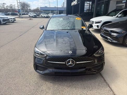 Used 2023 Mercedes-Benz C 300 4MATIC Sedan image 3