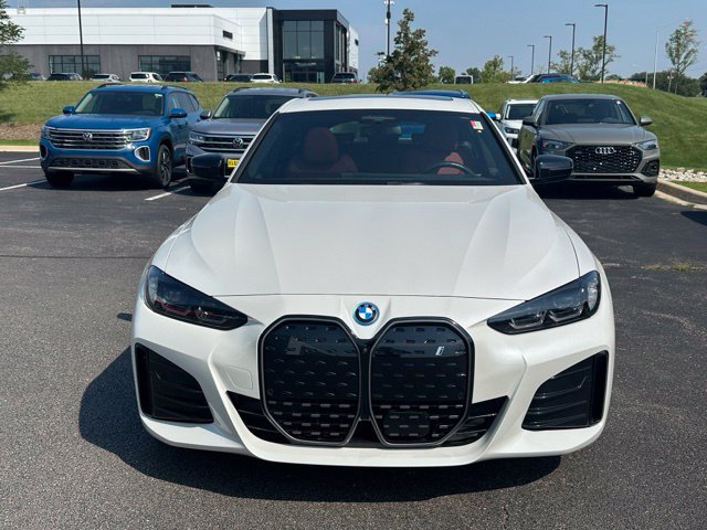 Used 2023 BMW i4 eDrive40 w/ M Sport Package RWD image 2