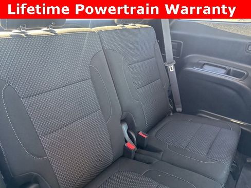 Used 2023 GMC Acadia SLE w/ Driver Convenience Package image 18