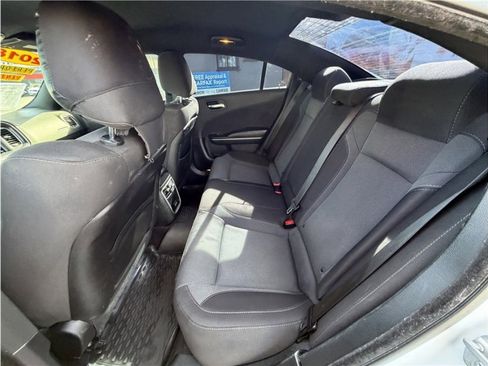 Used 2018 Dodge Charger R/T image 22