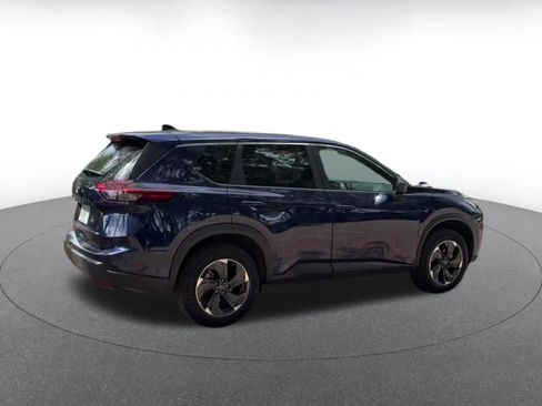 Used 2025 Nissan Rogue SV FWD image 15