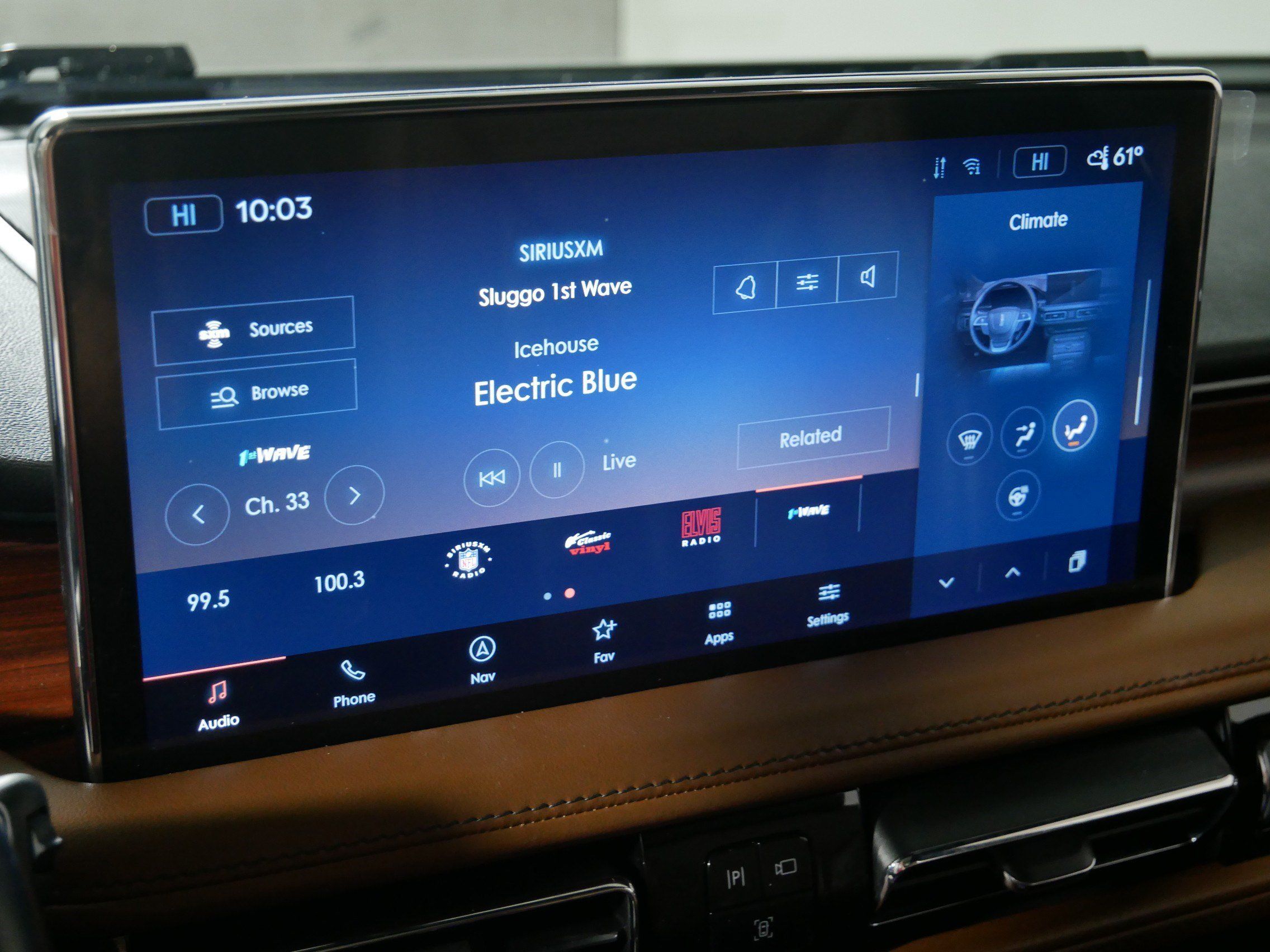 Used 2022 Lincoln Nautilus Reserve AWD/4WD image 22