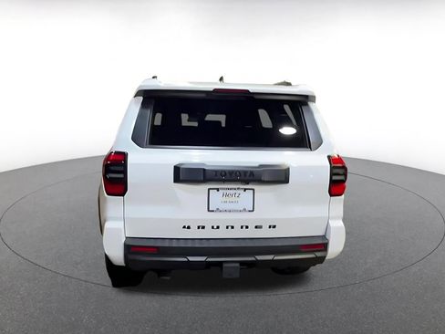 Used 2025 Toyota 4Runner SR5 image 11