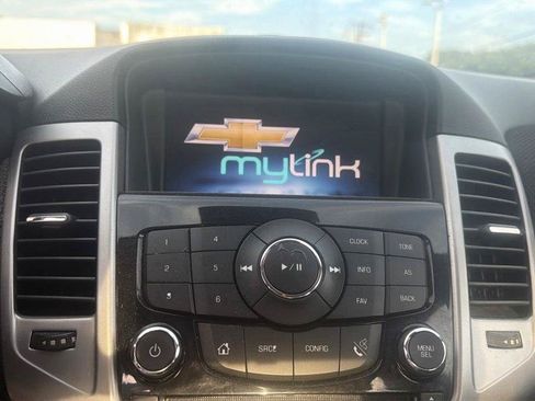 Used 2014 Chevrolet Cruze LT FWD image 12