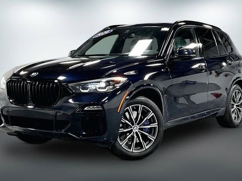 Used 2020 BMW X5 M50i w/ Premium Package image 3