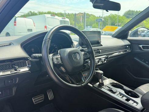 Used 2025 Honda Civic Sport image 26